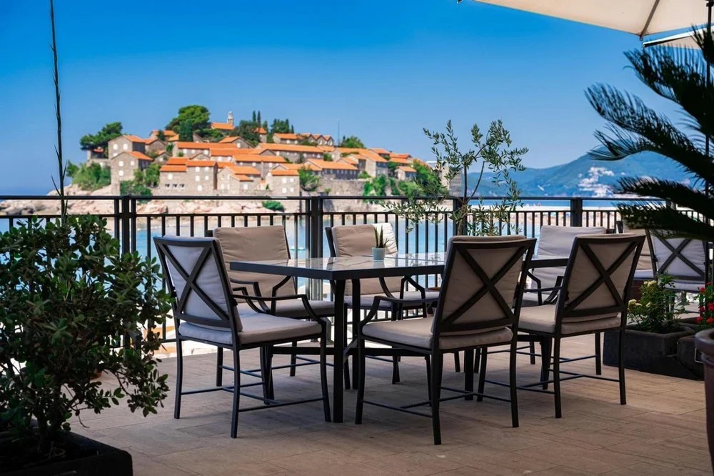 California - Interior project for hotel California, Sveti Stefan | Vladimir Perovic Architects